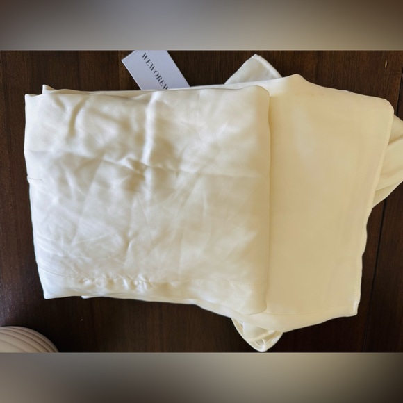 🎉LAST PIECE 🎉WE WORE WHAT Poplin Puff Sleeve Midi Dress - Picture 6 of 11